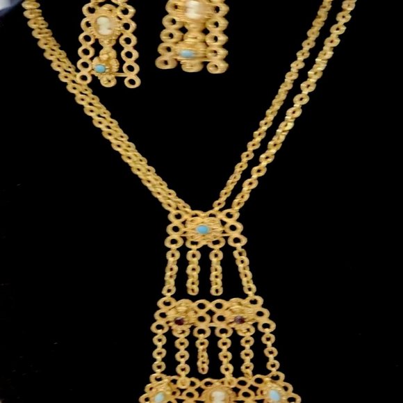 FLORENZA festoon fringe cameo necklace with rare matching earrings VINTAGE